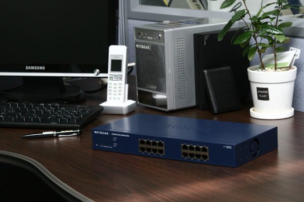 NETGEAR JGS516 Non gestito Blu - immagine 5