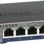 NETGEAR GS105E-200PES switch di rete Gestito L2/L3 Gigabit Ethernet (10/100/1000) Grigio - immagine 3