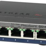 NETGEAR GS105E-200PES switch di rete Gestito L2/L3 Gigabit Ethernet (10/100/1000) Grigio - immagine 2